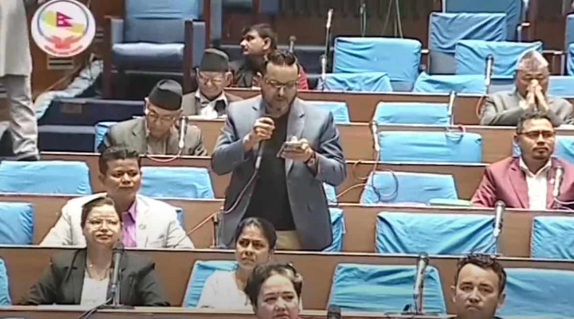 बालेनले कार्यकक्षमा ग्रेटर नेपालको नक्सा राखेर ठीक गरेः असिम शाह (भिडियो)